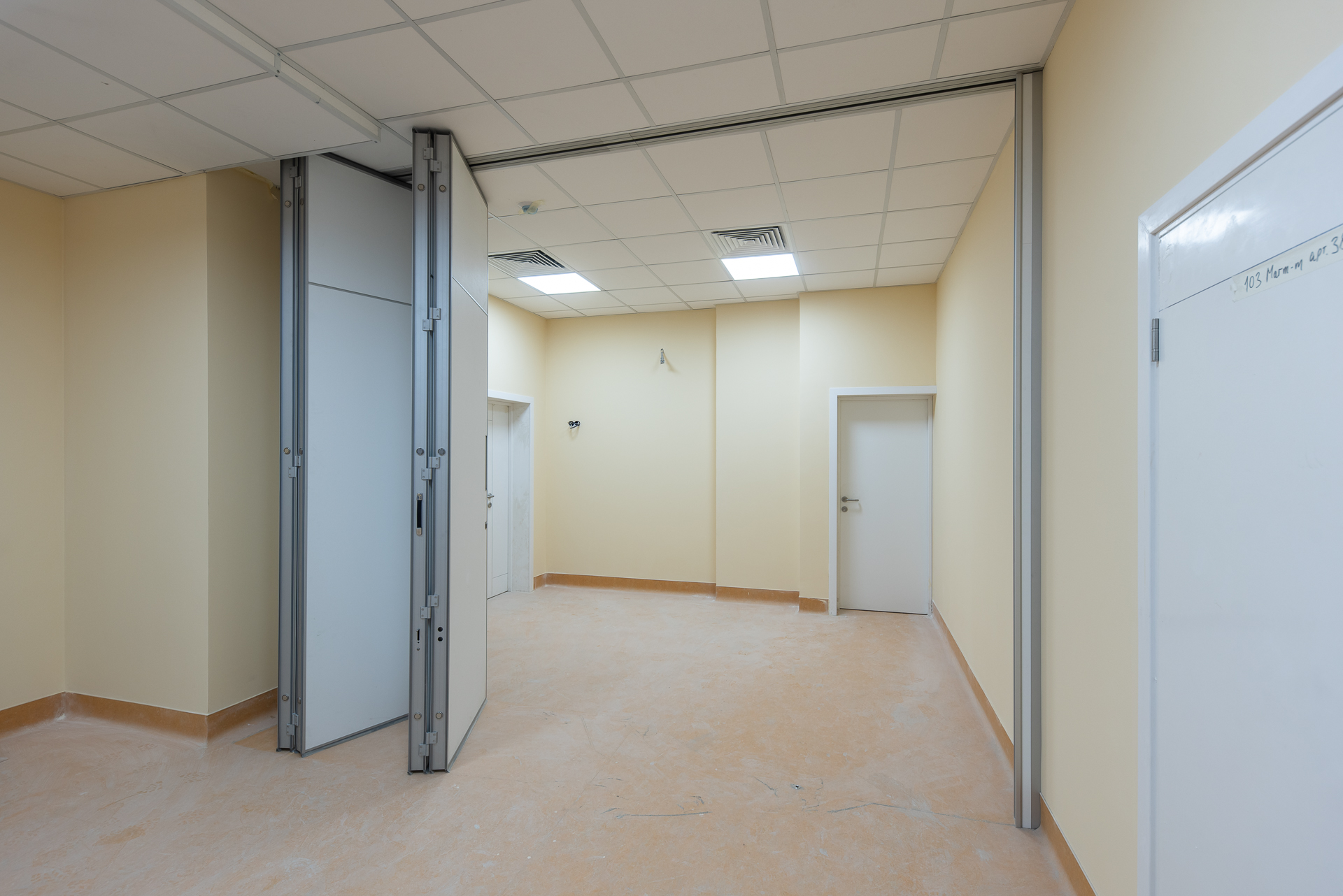SmartWall H3 - раздвижные перегородки. Изображение №9