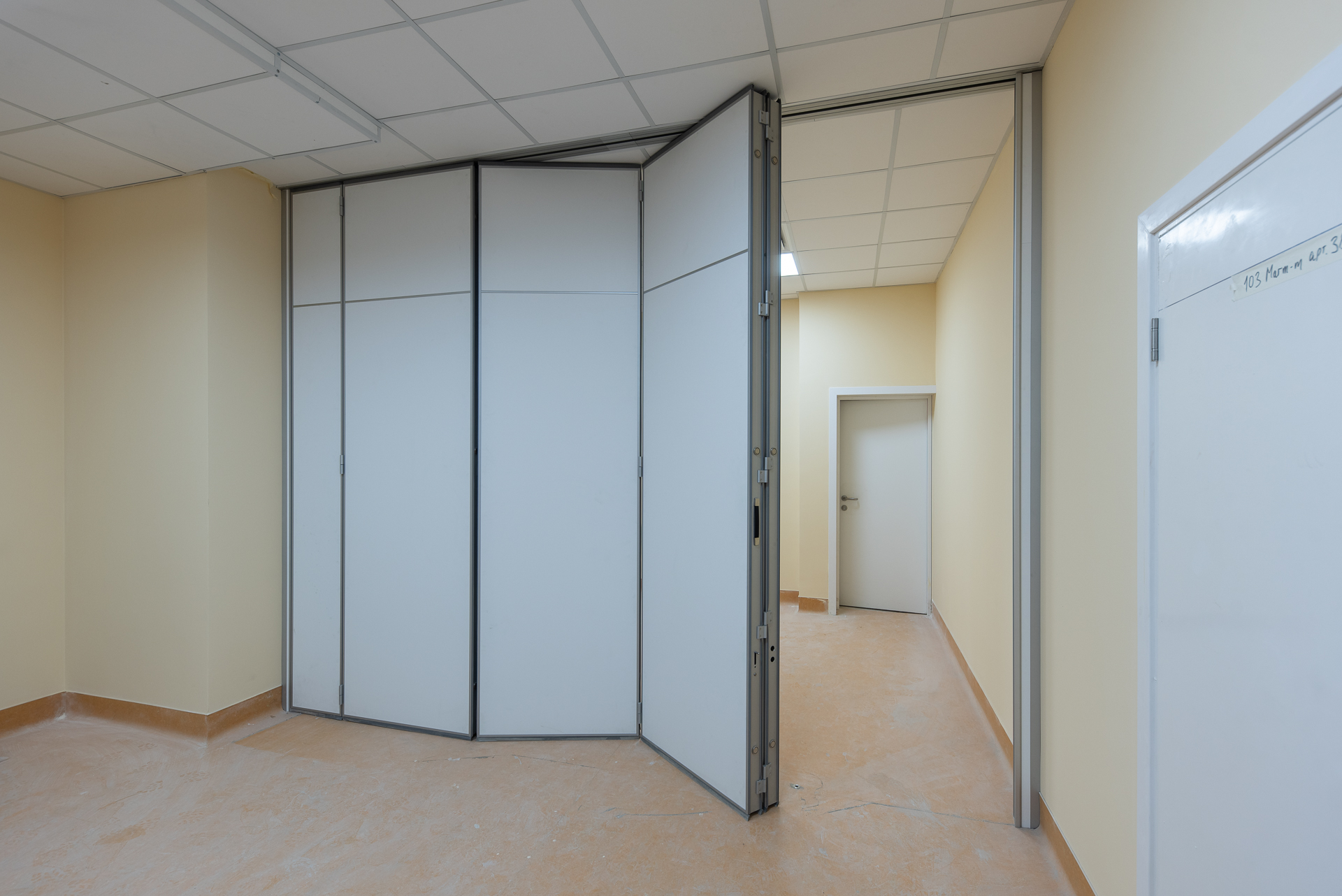 SmartWall H3 - раздвижные перегородки. Изображение №7