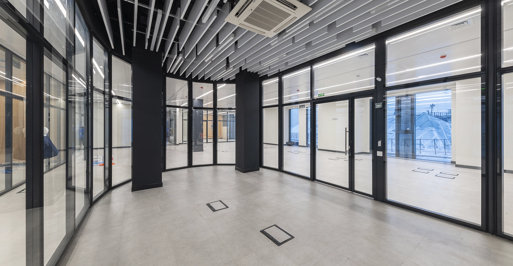 Фото проекта: Проект Nayada по установке стеклянных перегородок в МГТУ им. Баумана. Изображение № 2