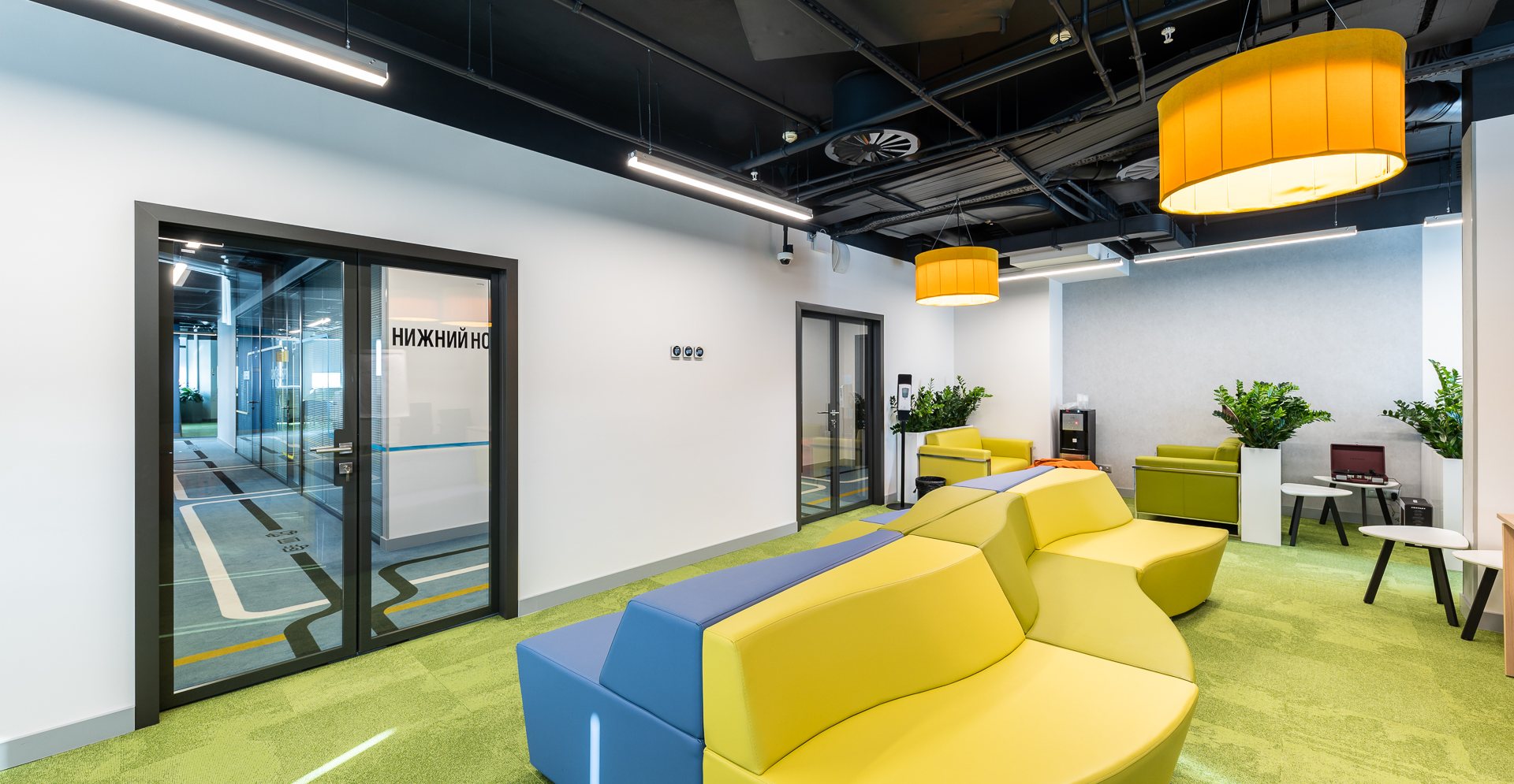 Фото проекта: Проект компании Nayada по установке систем перегородок в АО &laquo;ГНИВЦ&raquo;. Изображение № 11