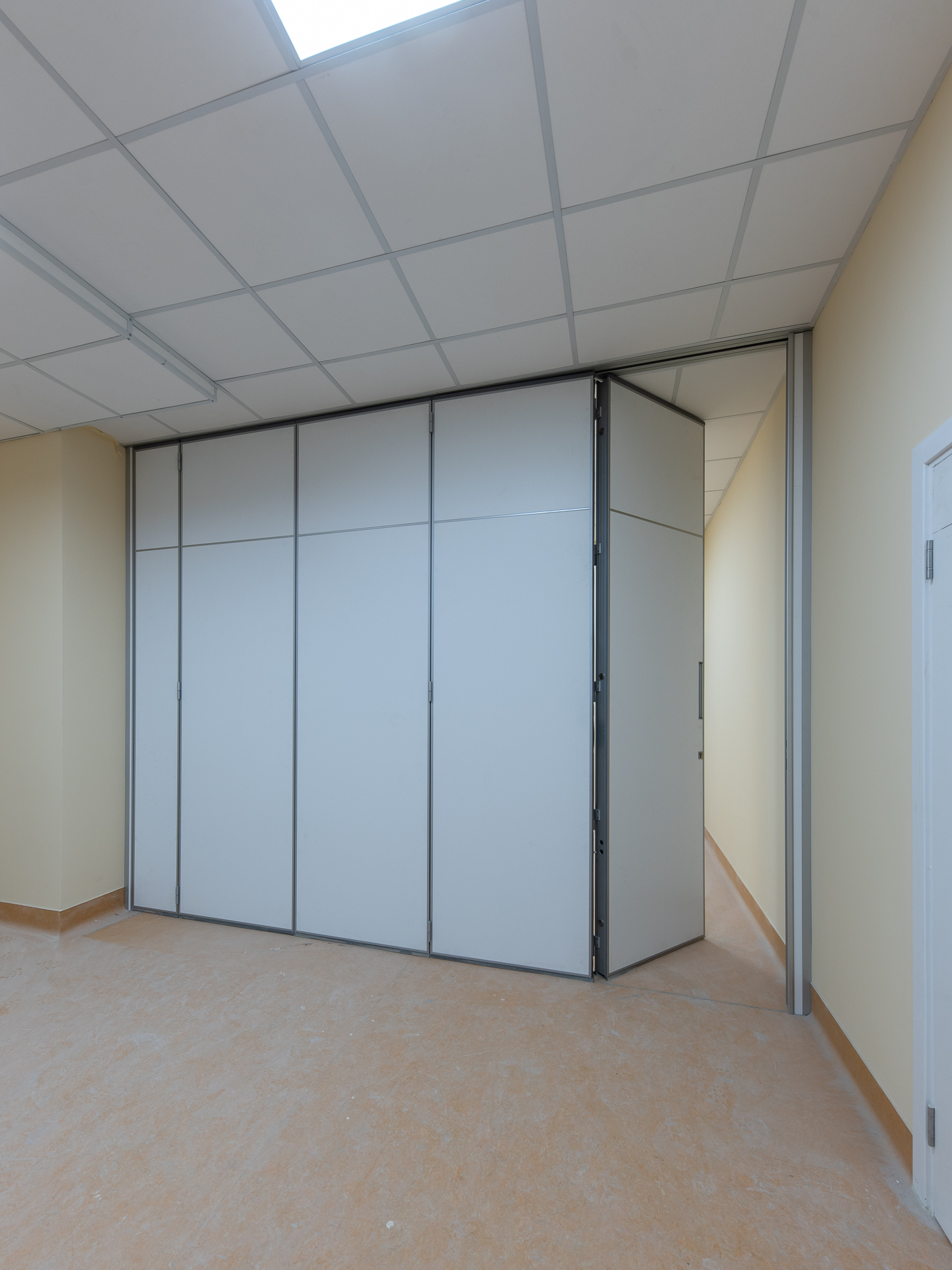 SmartWall H3 - раздвижные перегородки. Изображение №11